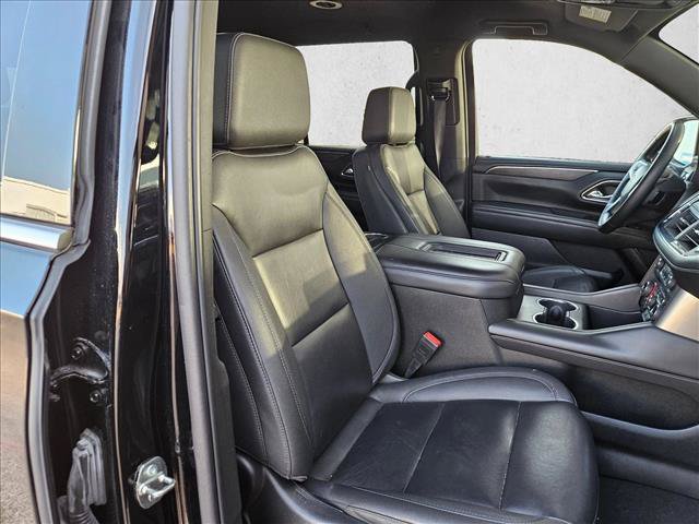 Used 2023 Chevrolet Tahoe LT w/ Luxury Package AWD/4WD image 18