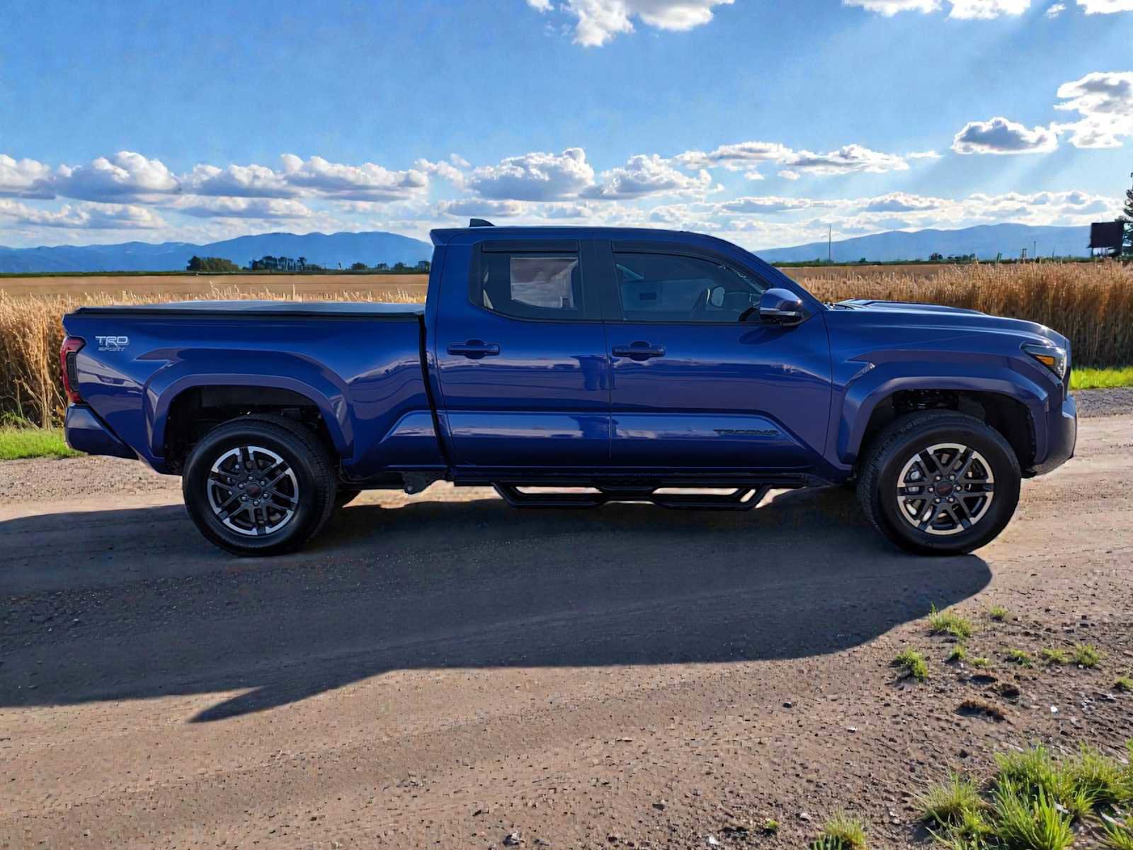Used 2025 Toyota Tacoma TRD Sport w/ TRD Sport Premium Package image 2