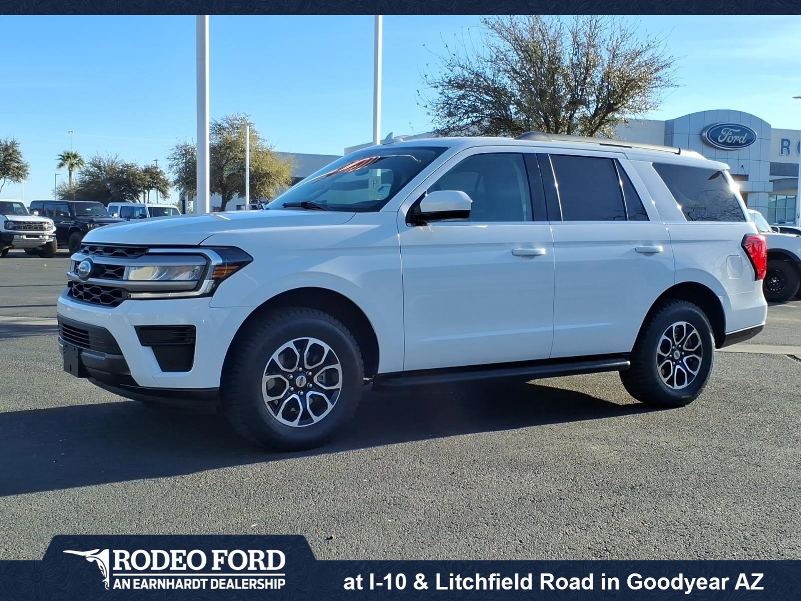 Certified 2024 Ford Expedition XLT image 7