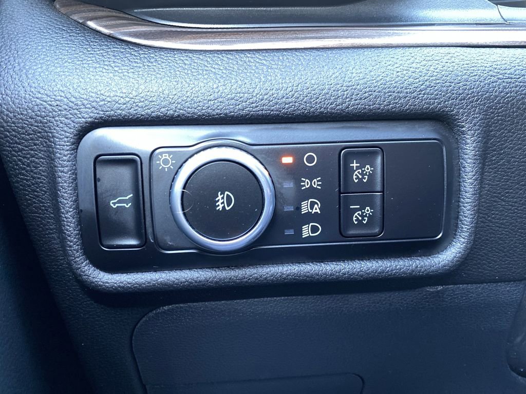 Certified 2023 Ford Explorer Limited image 31