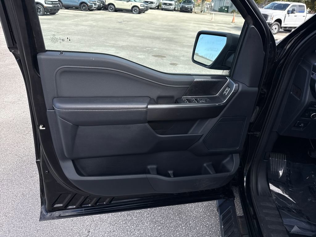 Certified 2022 Ford F150 XLT w/ Equipment Group 302A High image 13