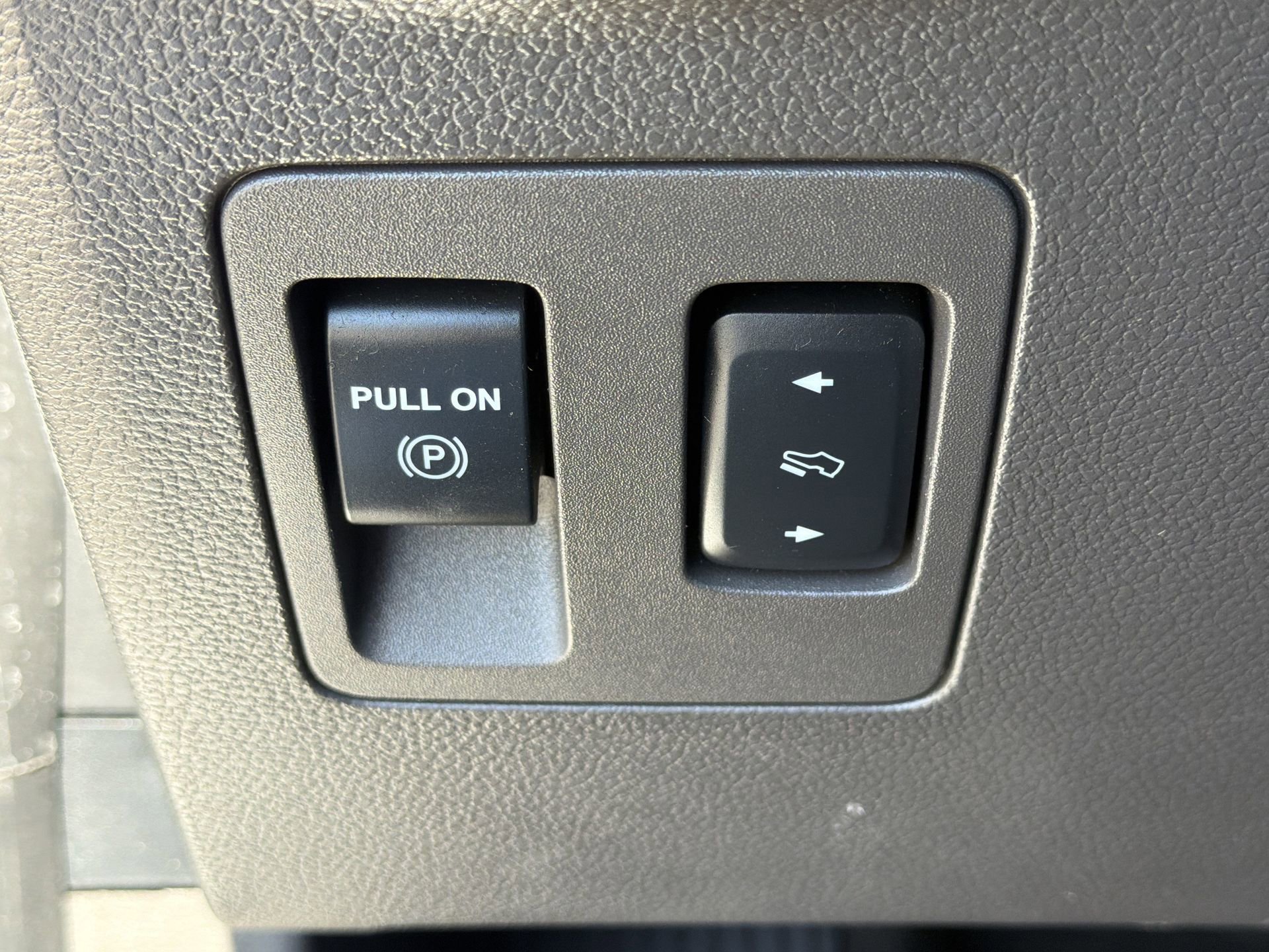 Certified 2021 Ford Expedition Max Limited image 17