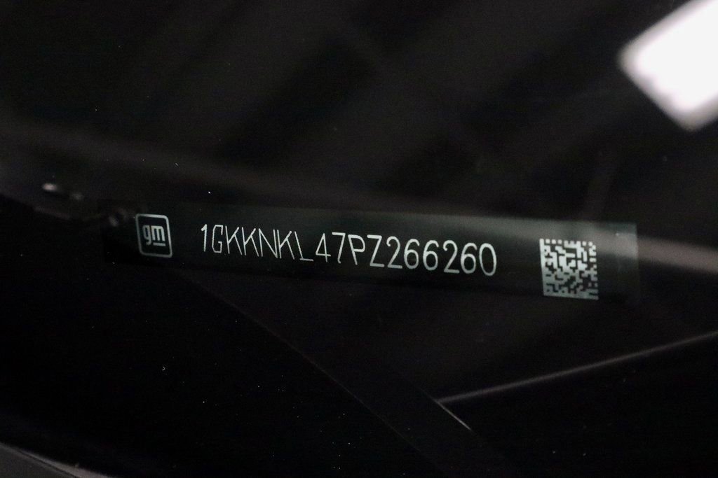 Used 2023 GMC Acadia SLE image 31