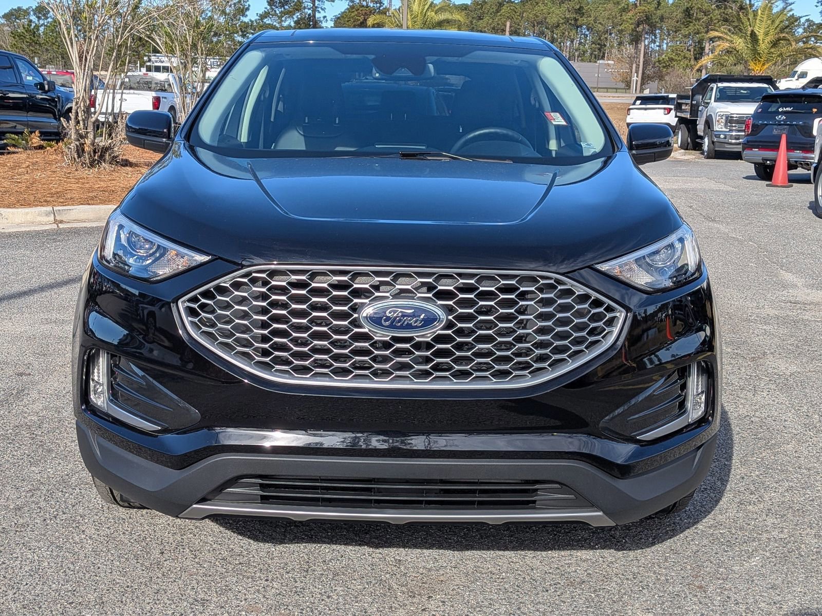 Certified 2024 Ford Edge SEL w/ Convenience Package image 9