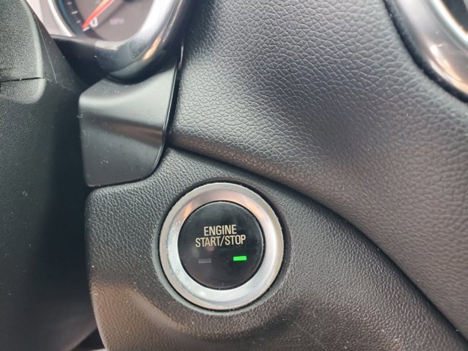 Used 2019 Chevrolet Equinox LT image 20