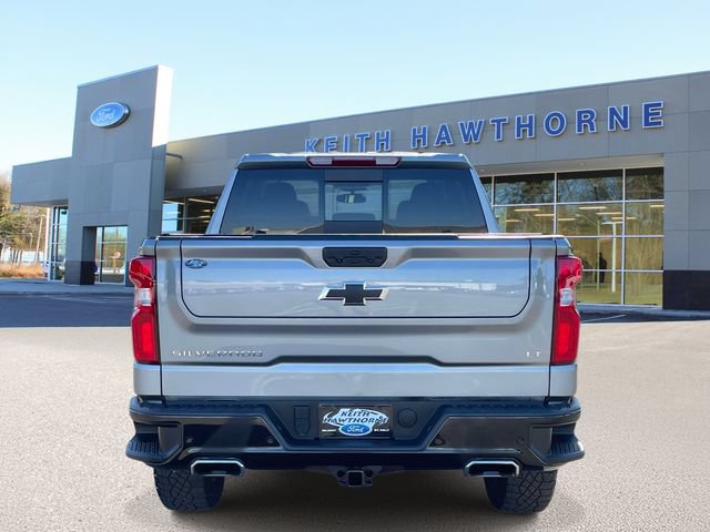 Used 2025 Chevrolet Silverado 1500 LT Trail Boss w/ LT Trail Boss Premium Package AWD/4WD image 5