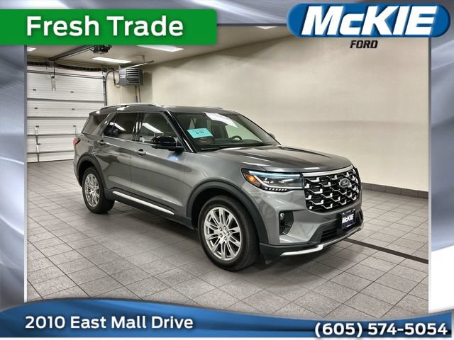 Certified 2025 Ford Explorer Platinum AWD/4WD image 1