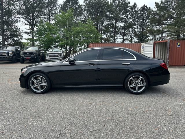 Used 2017 Mercedes-Benz E 300 4MATIC image 4