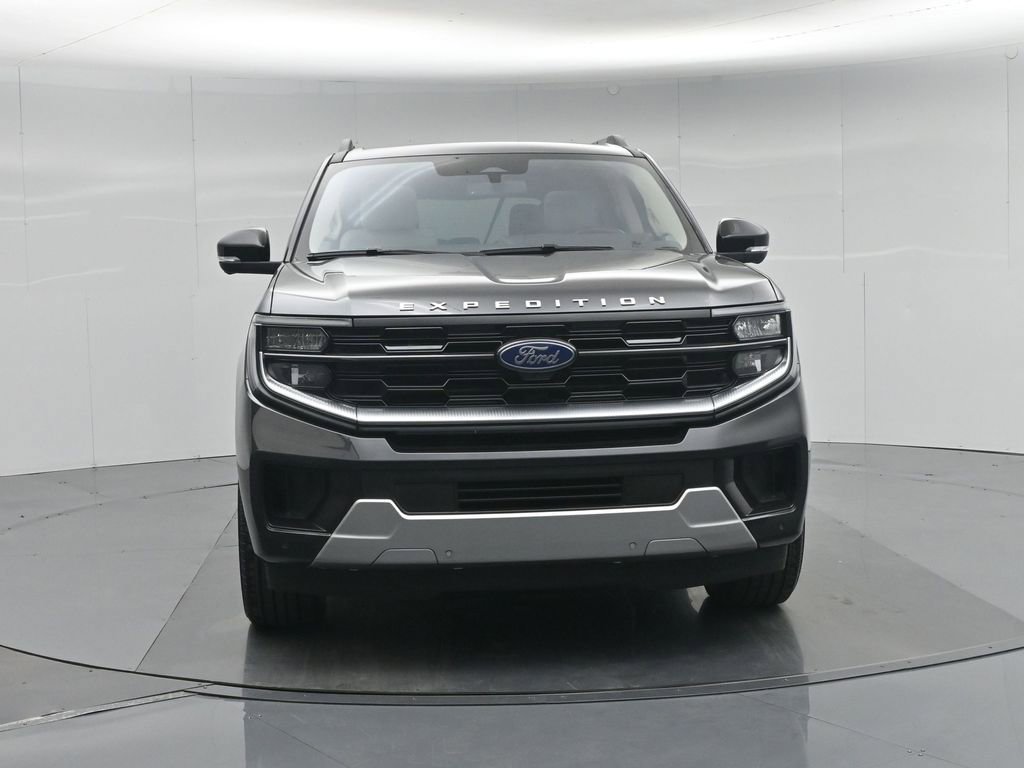 Certified 2025 Ford Expedition Platinum w/ Driver's Package AWD/4WD image 61