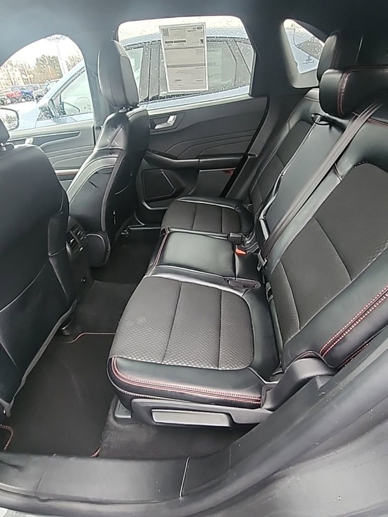 Certified 2025 Ford Escape ST-Line Select image 8