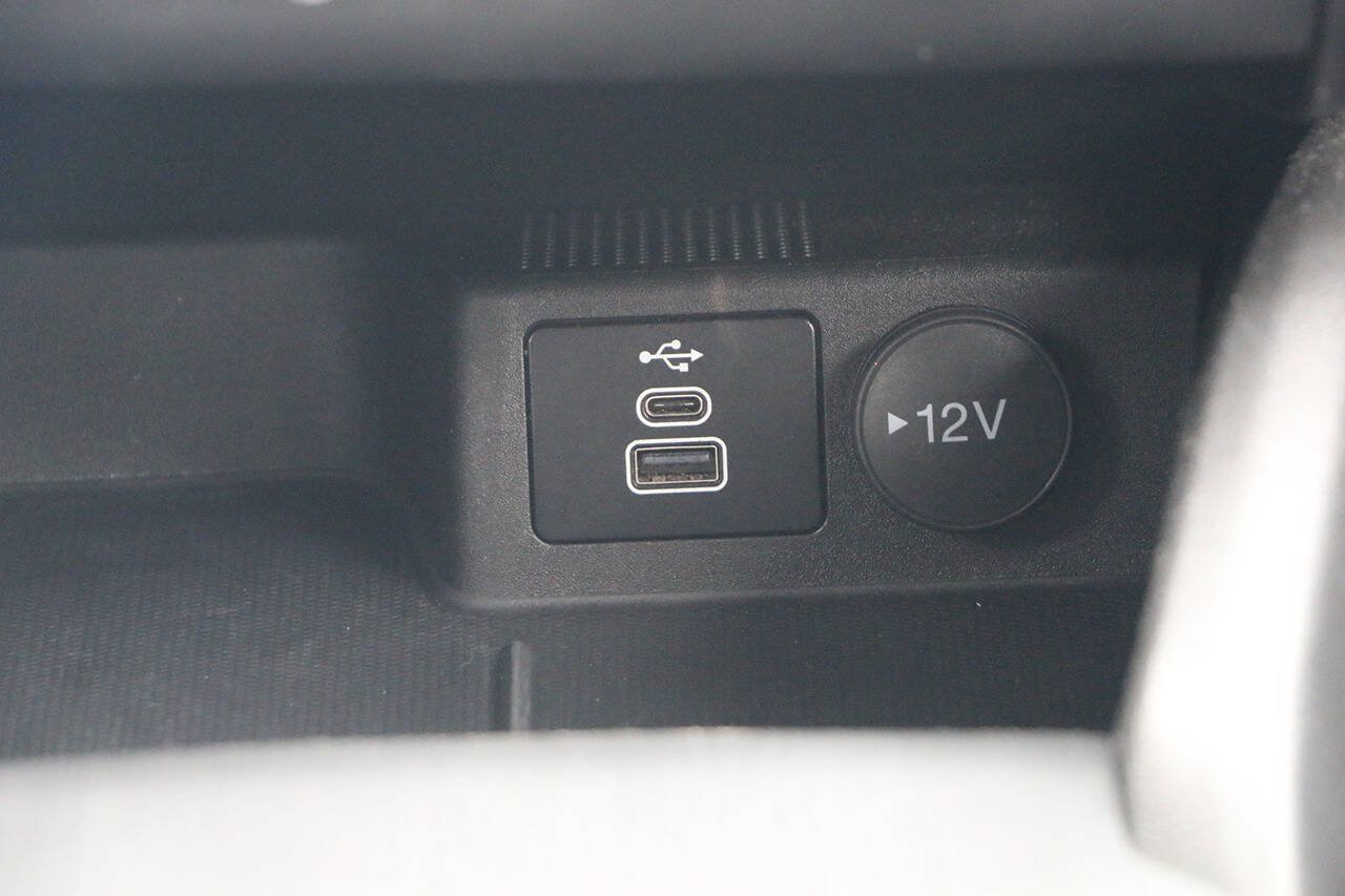 Certified 2024 Ford Escape Active AWD/4WD image 24