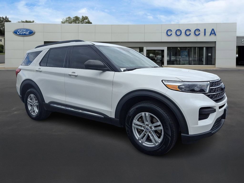 Certified 2021 Ford Explorer XLT AWD/4WD image 3