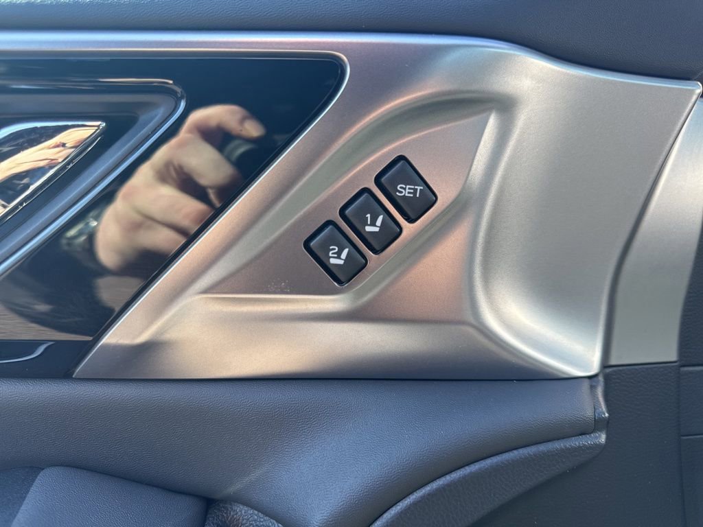 Used 2024 Subaru Legacy Limited image 16