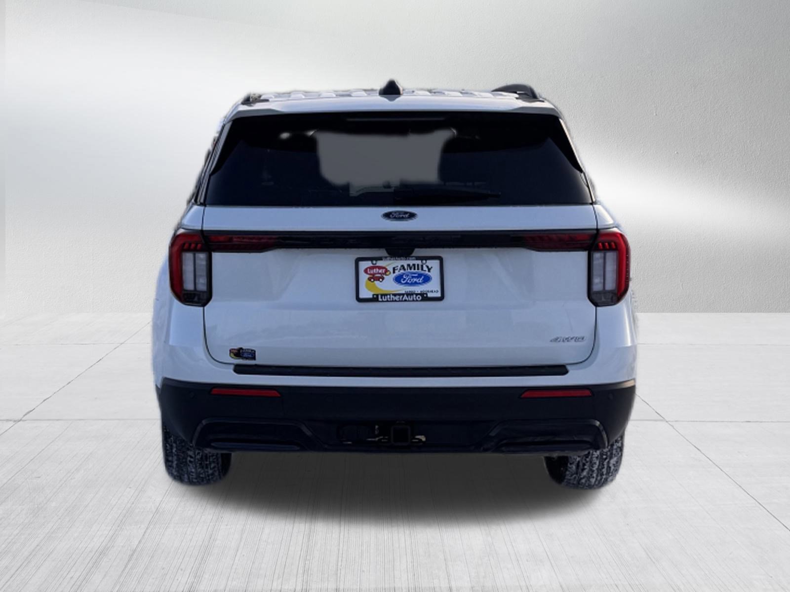 Certified 2025 Ford Explorer ST-Line image 4