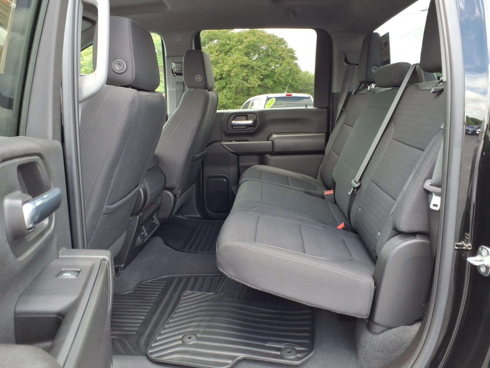 Used 2023 Chevrolet Silverado 2500 Custom w/ Custom Convenience Package AWD/4WD image 14