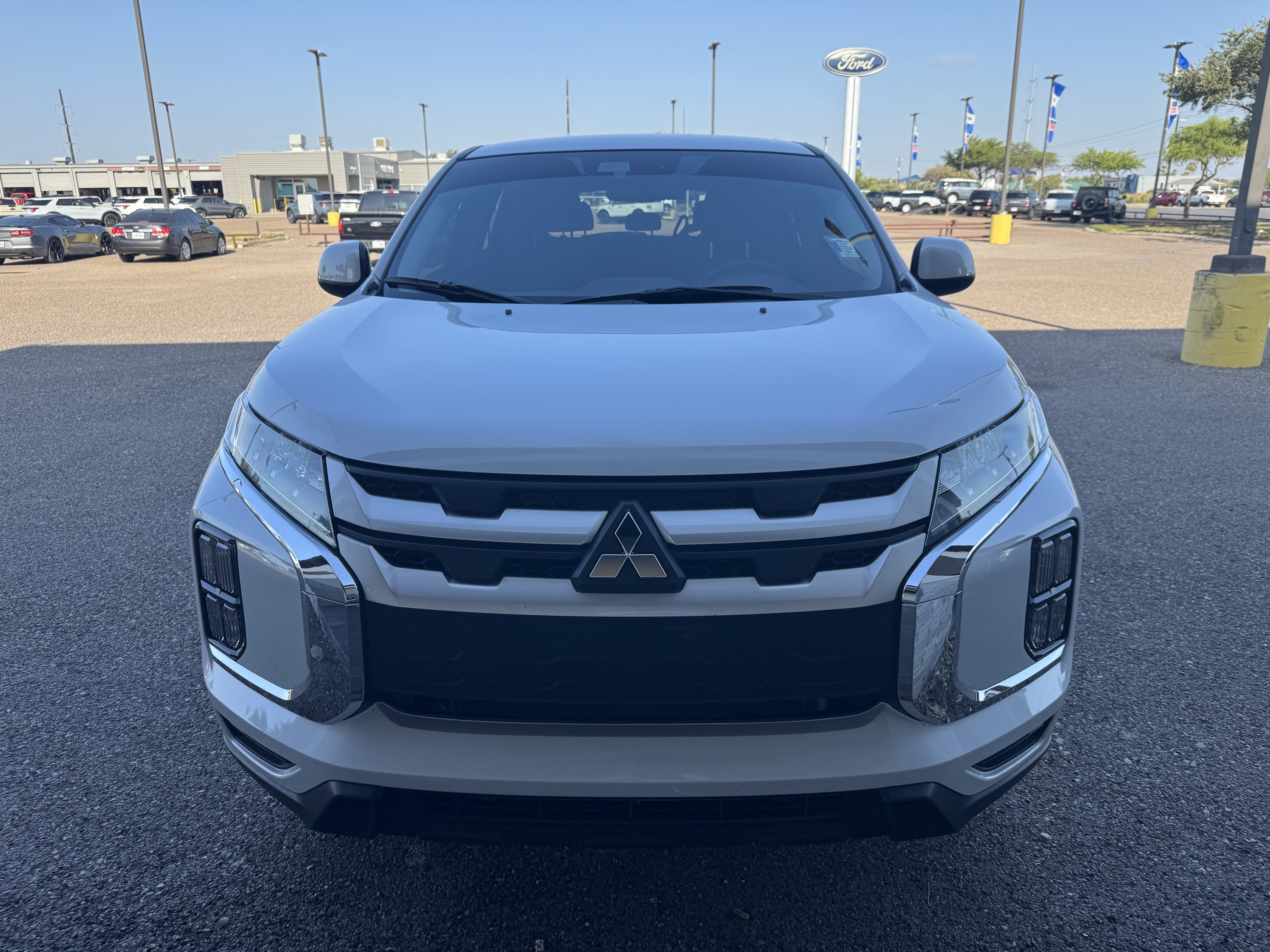 Used 2026 Mitsubishi Outlander Sport ES AWD/4WD image 1