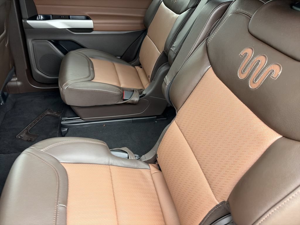 Certified 2023 Ford Explorer King Ranch w/ Technology Package AWD/4WD image 29
