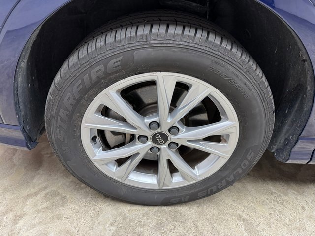 Used 2024 Audi Q3 2.0T Premium image 29