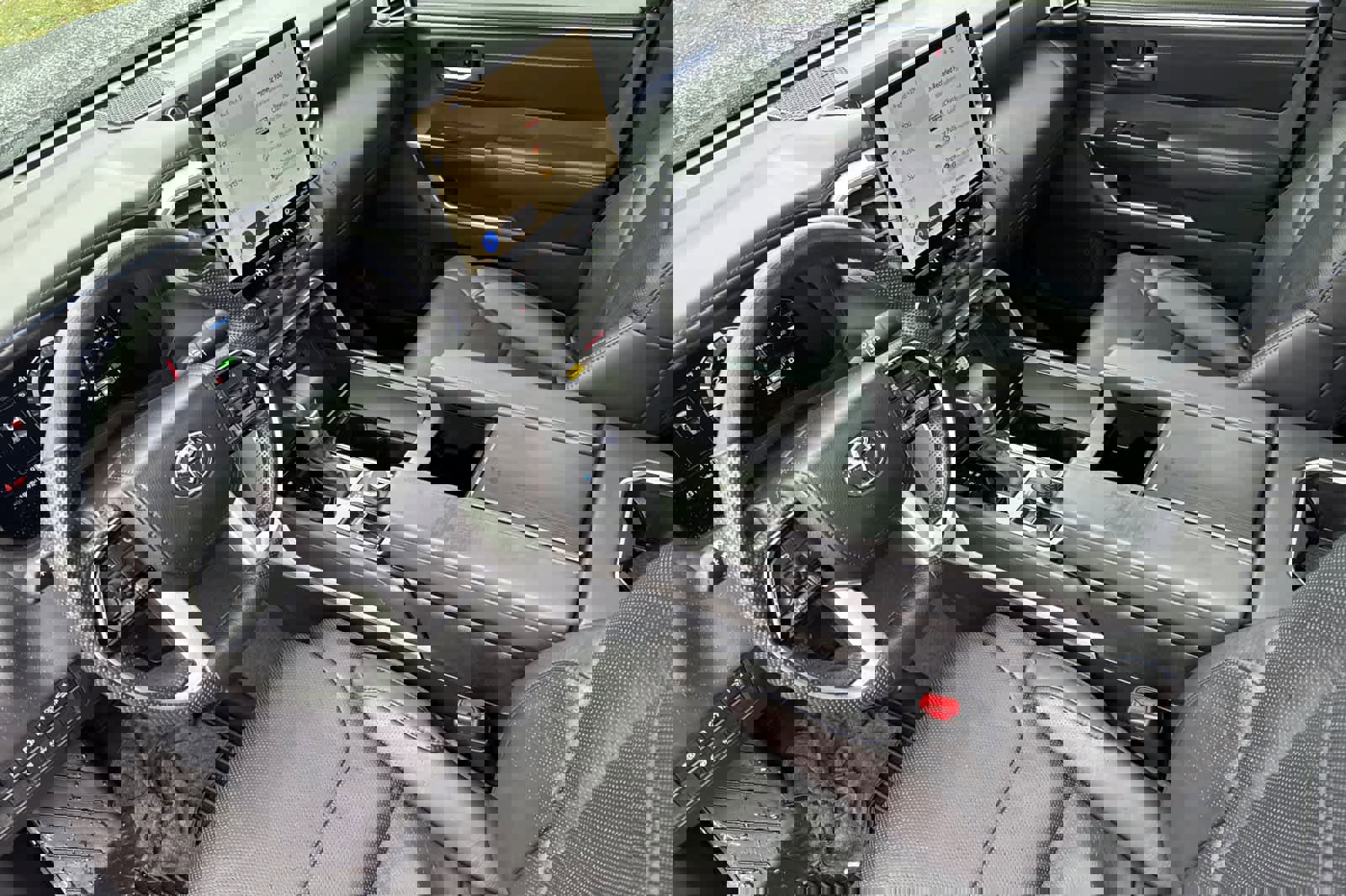 Used 2024 Toyota Tundra Platinum image 11