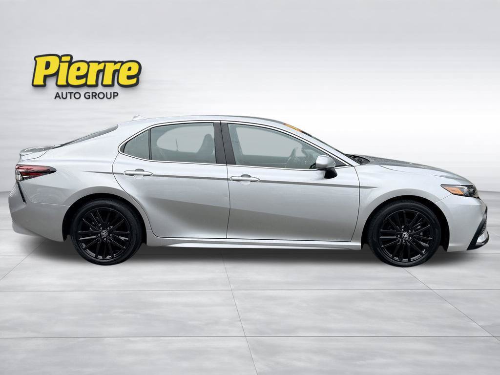 Used 2024 Toyota Camry SE w/ Cold Weather Package AWD/4WD image 3