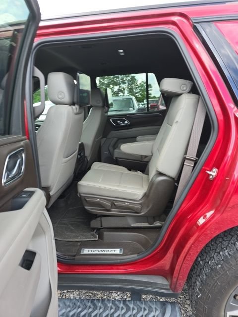 Used 2021 Chevrolet Tahoe Z71 w/ Rear Media and Nav Package AWD/4WD image 7