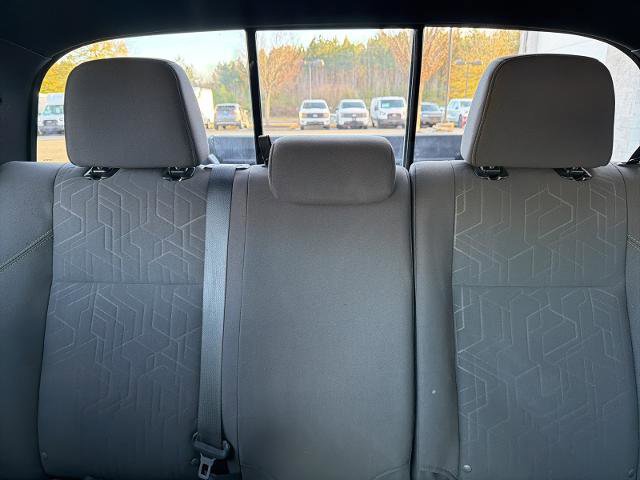 Used 2018 Toyota Tacoma TRD Off-Road image 23