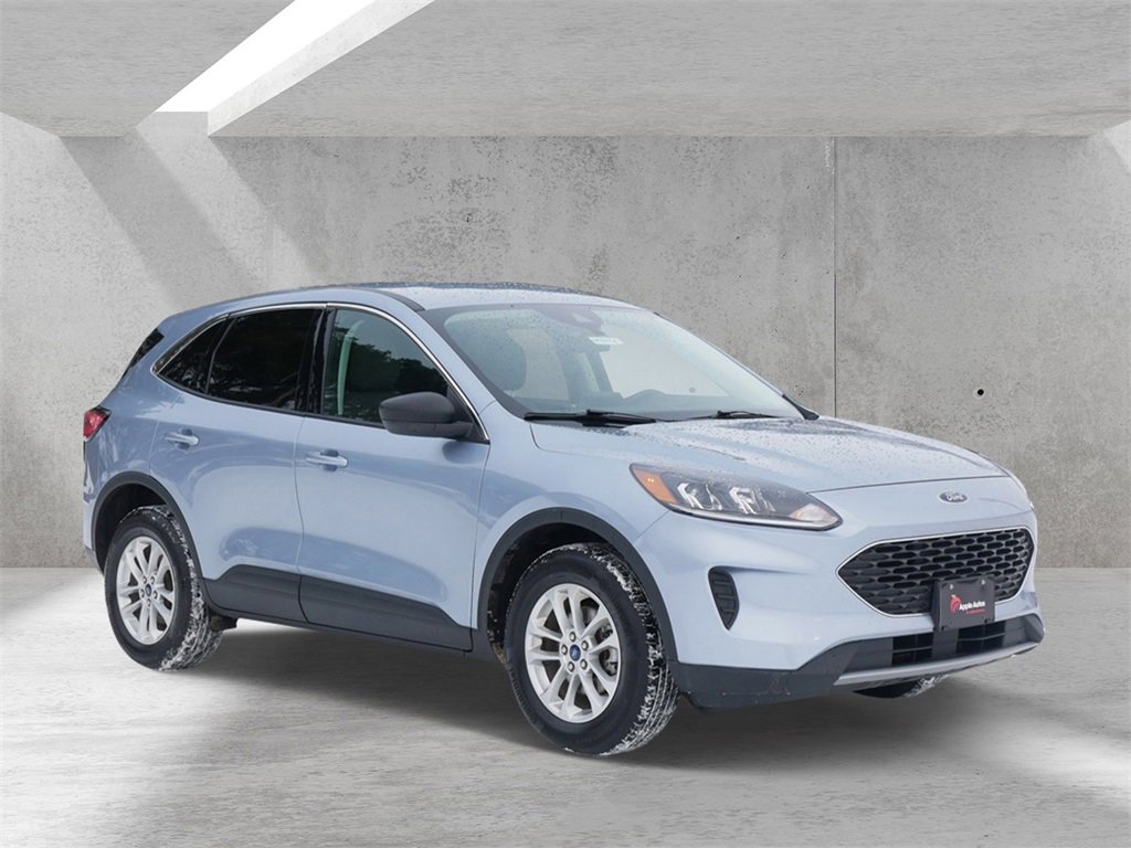 Certified 2022 Ford Escape SE w/ Cold Weather Package