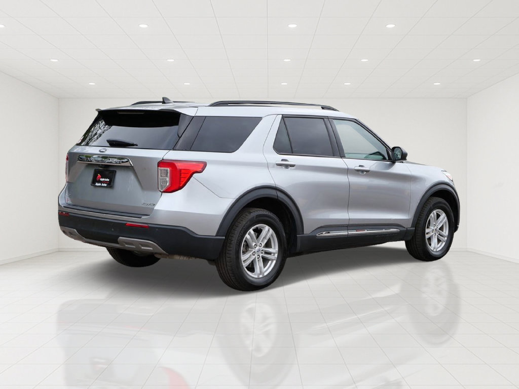 Certified 2023 Ford Explorer XLT w/ Equipment Group 202A AWD/4WD image 6