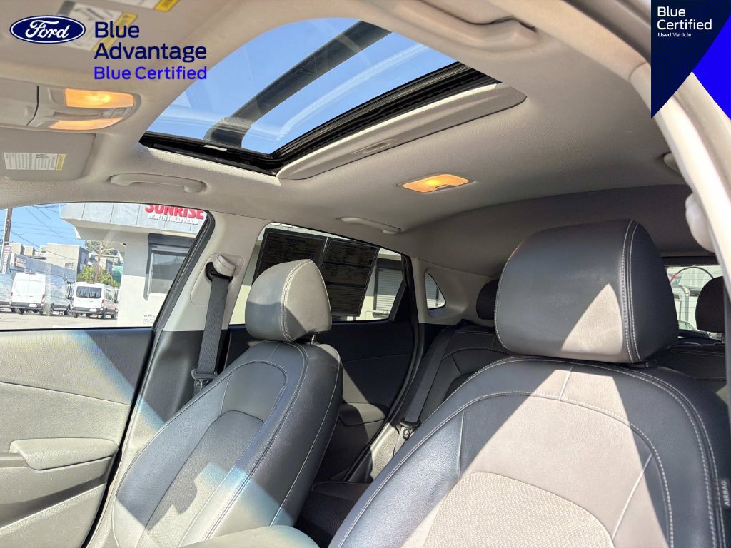 Used 2021 Hyundai Kona Limited w/ Cargo Package FWD image 18