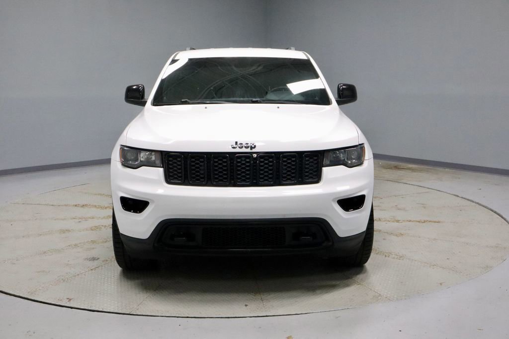 Used 2018 Jeep Grand Cherokee Laredo image 8