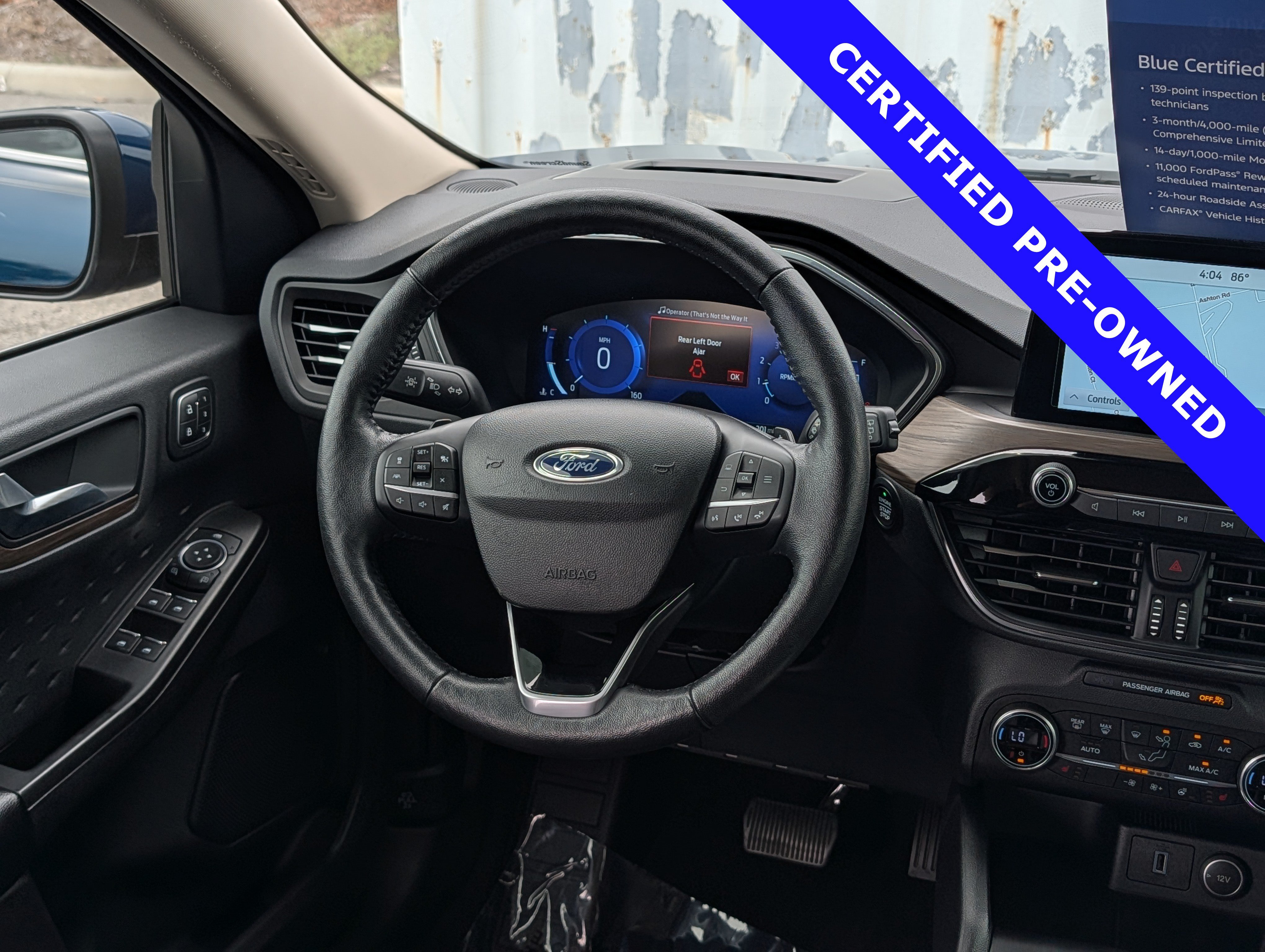 Certified 2020 Ford Escape Titanium AWD/4WD image 18