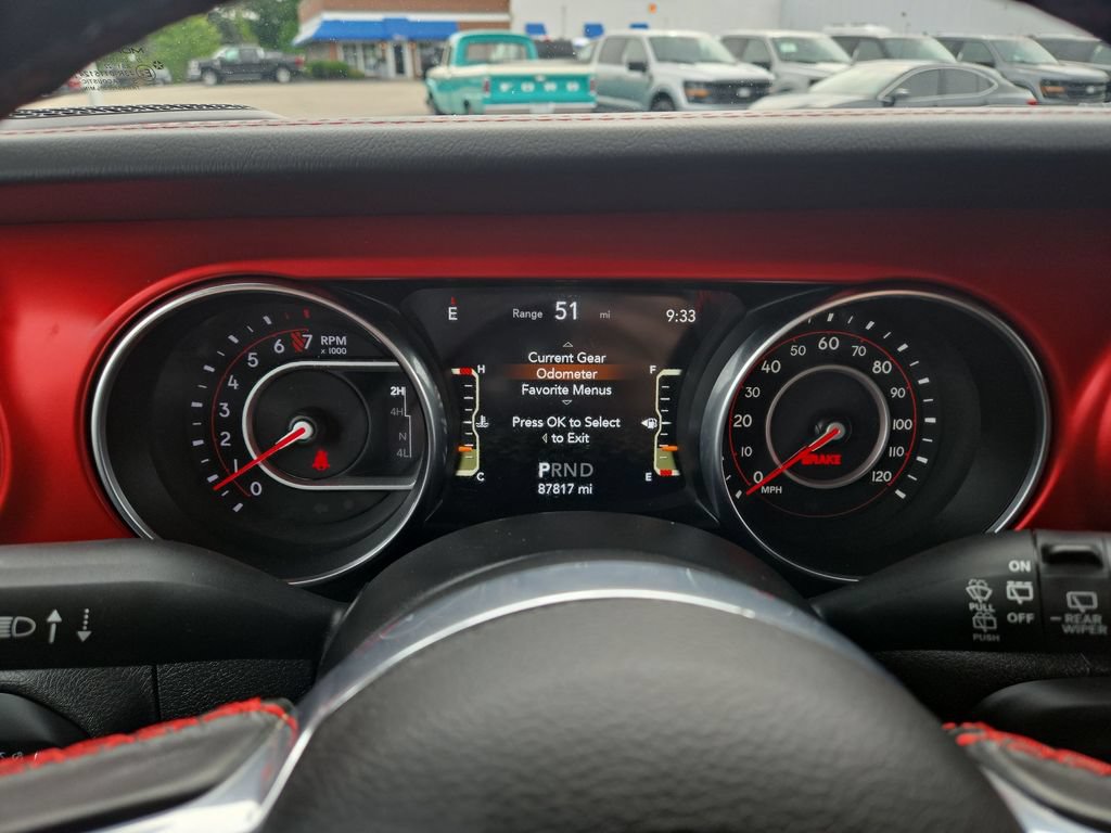 Used 2021 Jeep Wrangler Unlimited Rubicon AWD/4WD image 8
