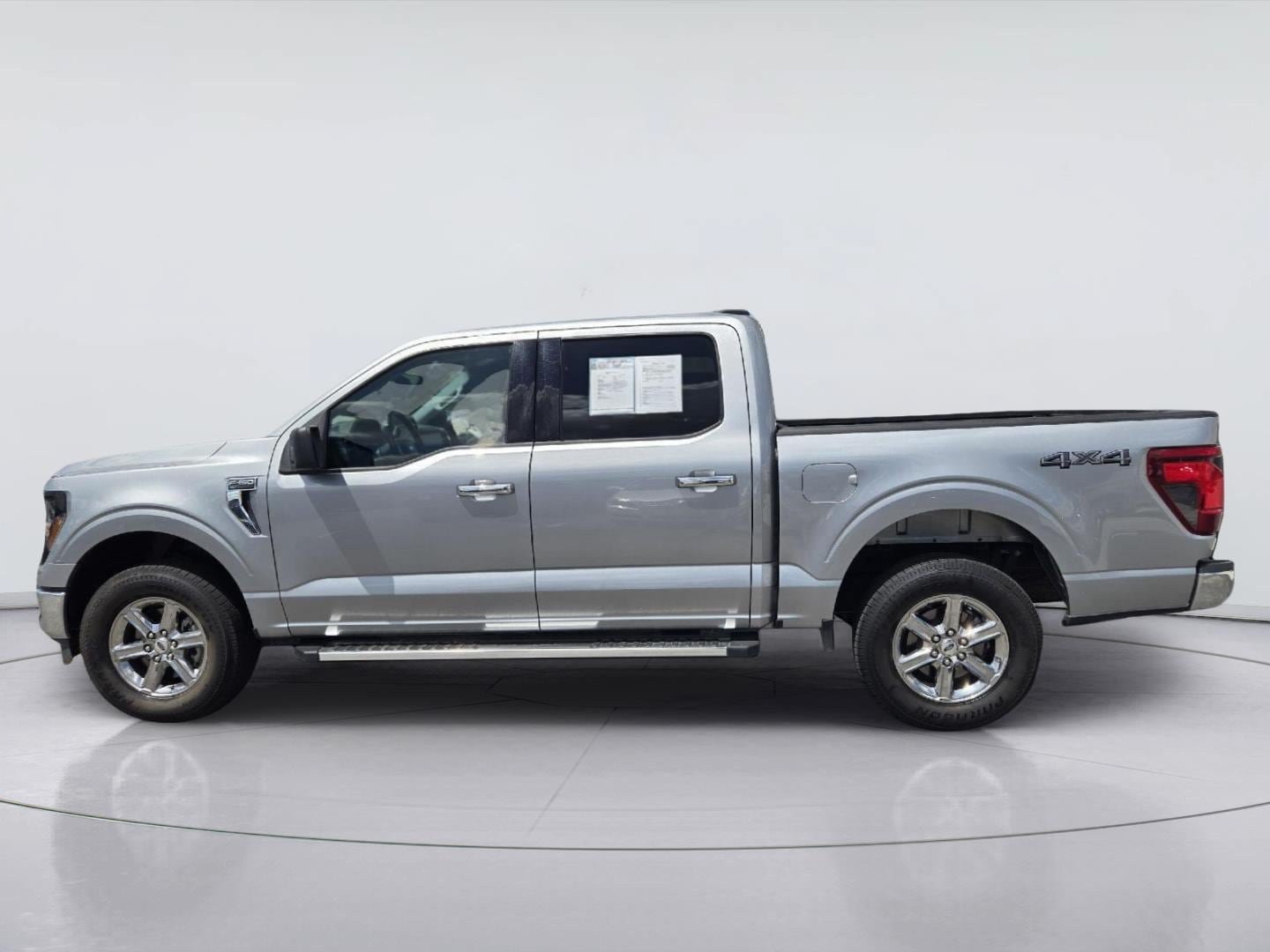 Certified 2025 Ford F150 XLT w/ Equipment Group 301A Standard AWD/4WD image 5