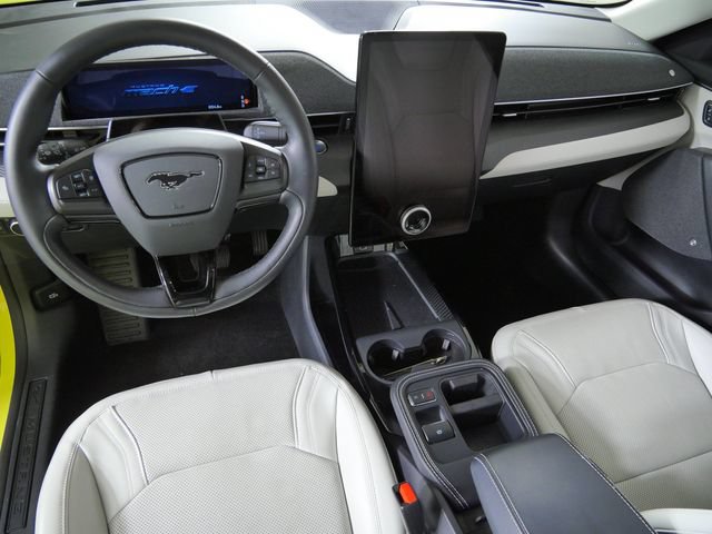 Certified 2025 Ford Mustang Mach-E Premium AWD/4WD image 4