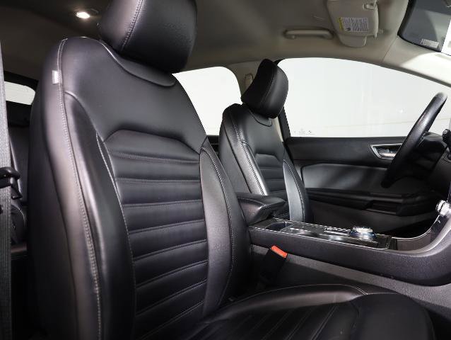 Certified 2023 Ford Edge SEL image 9