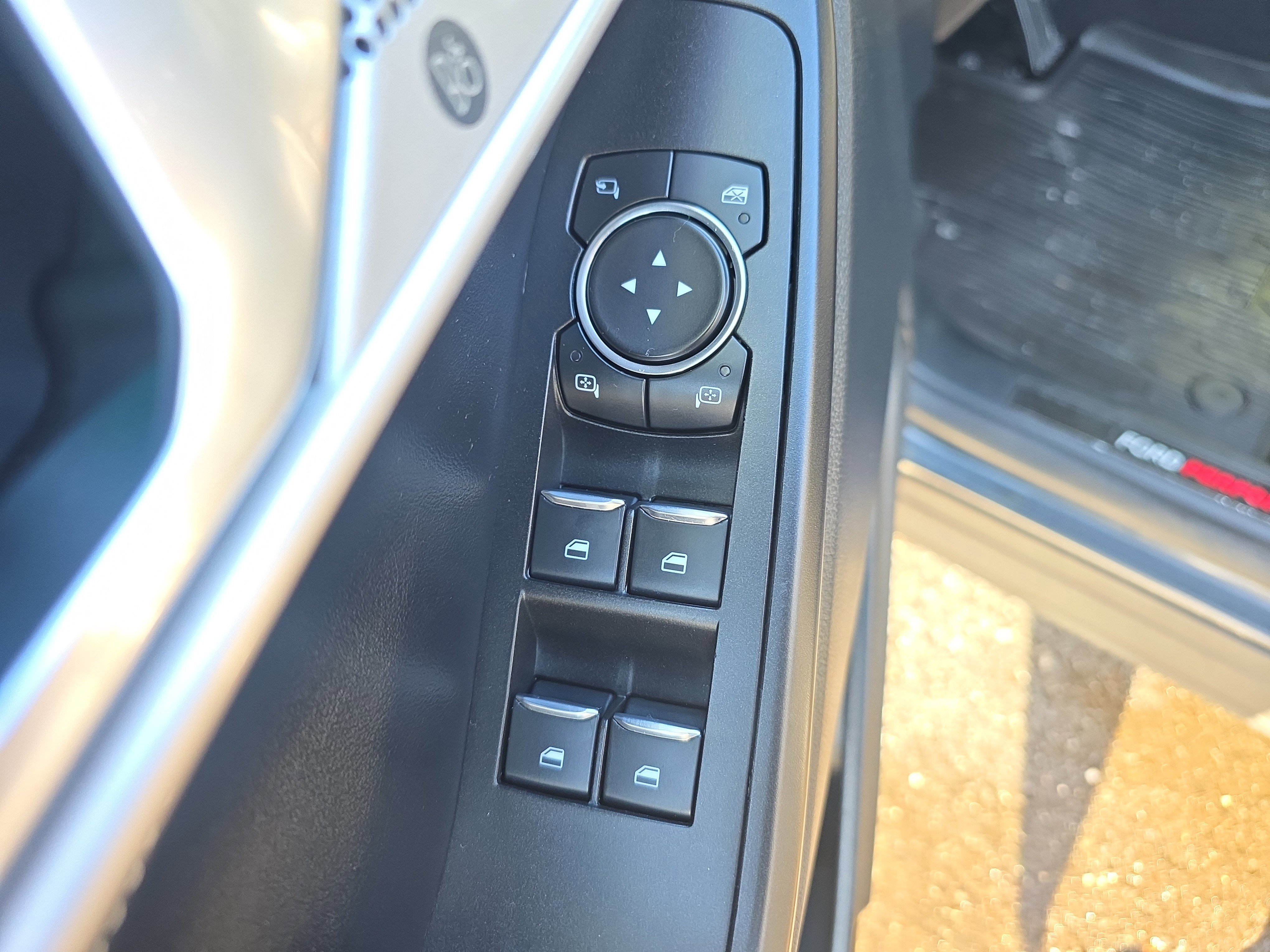 Certified 2020 Ford Explorer ST image 31