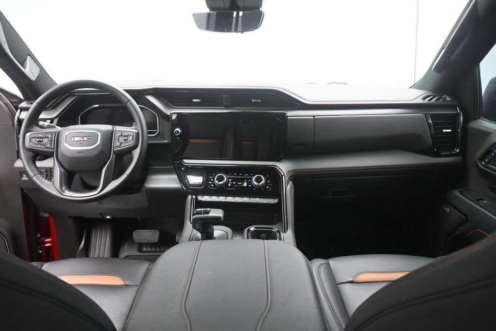 Used 2024 GMC Sierra 1500 AT4 w/ Technology Package AWD/4WD image 14