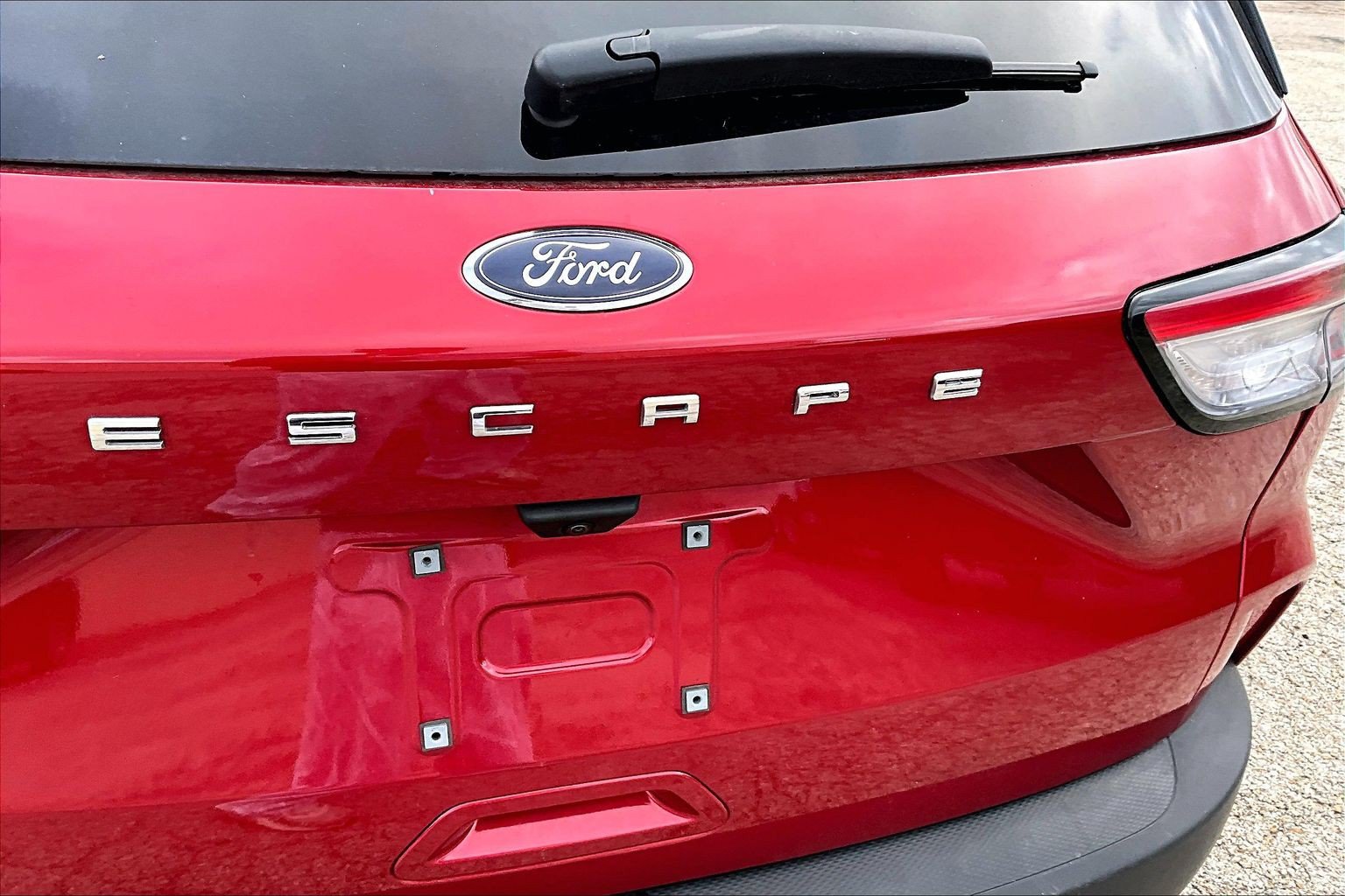 Certified 2022 Ford Escape SEL FWD image 32