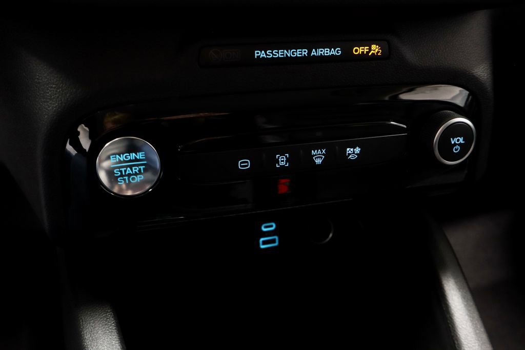 Certified 2023 Ford Escape SE w/ Class II Trailer Tow Package image 34