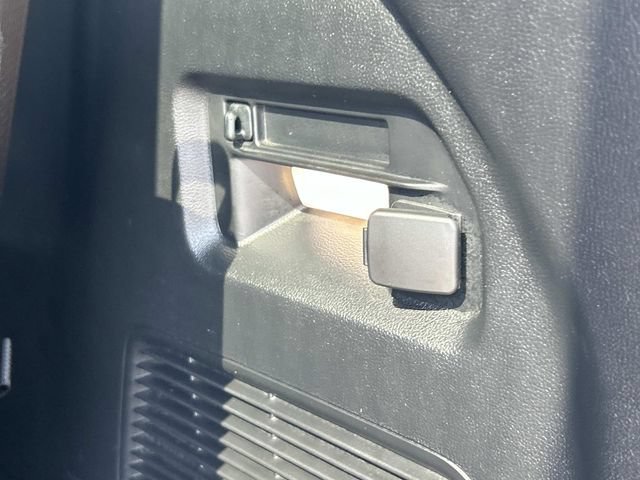 Certified 2023 Ford Explorer XLT AWD/4WD image 23