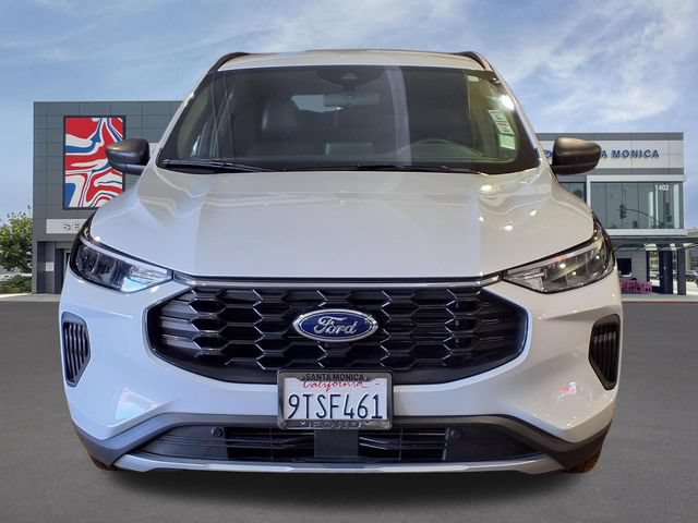 Certified 2025 Ford Escape ST-Line FWD image 2