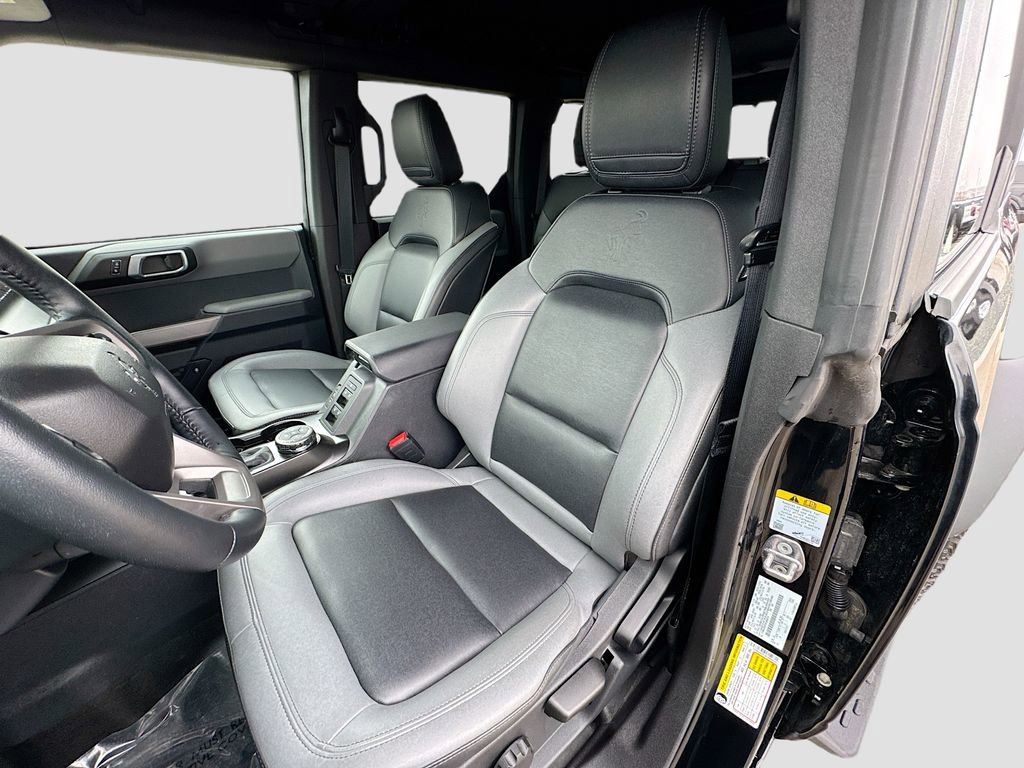 Certified 2023 Ford Bronco Black Diamond w/ Sasquatch Package AWD/4WD image 18