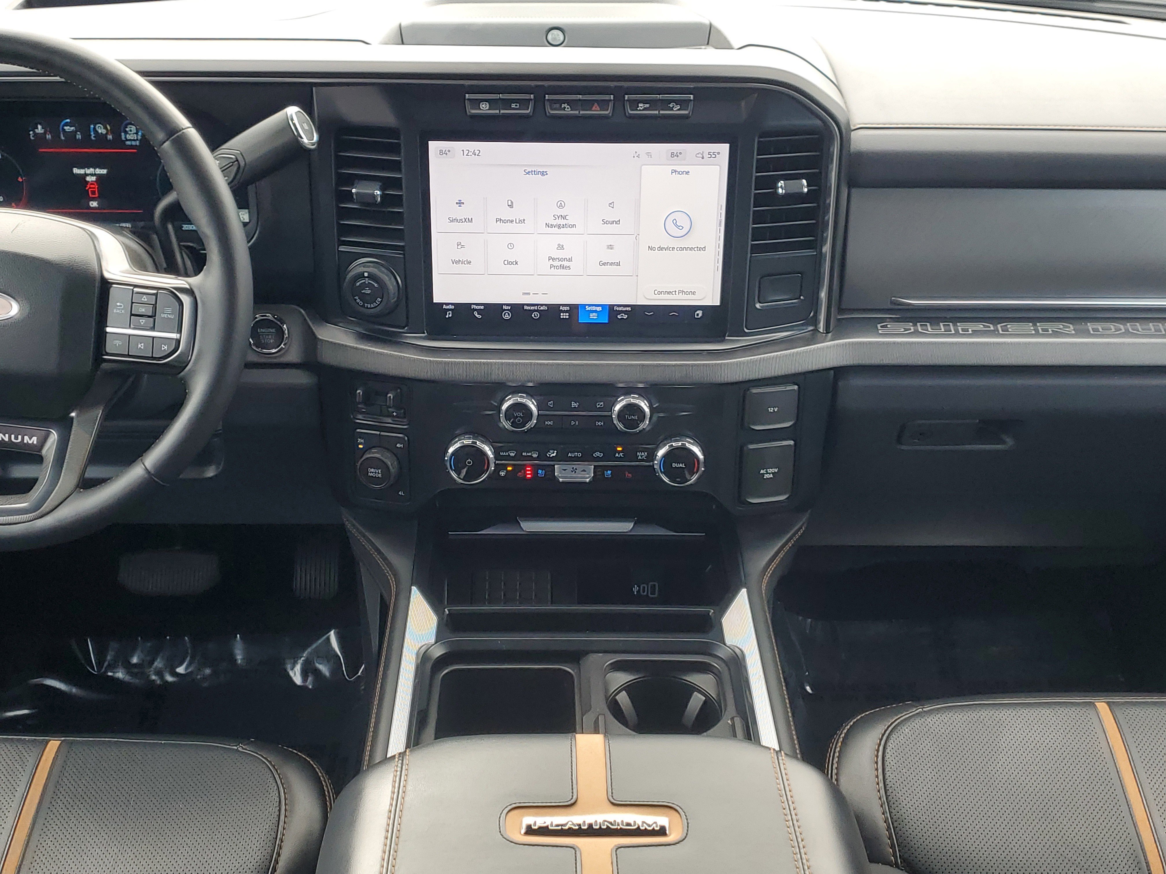 Certified 2024 Ford F450 Platinum w/ FX4 Off-Road Package image 15