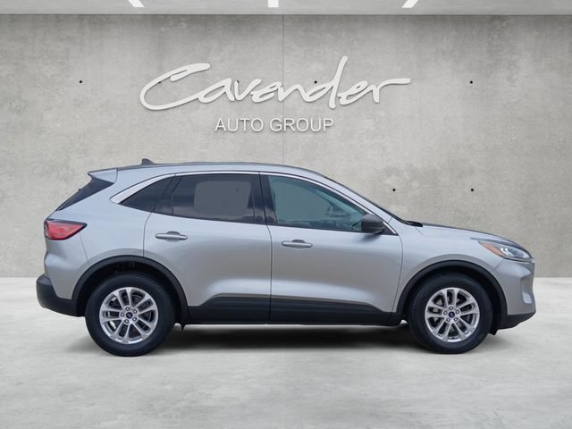 Certified 2022 Ford Escape SE FWD image 18