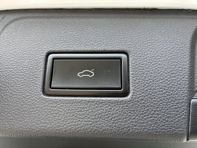 Used 2021 Volkswagen Atlas SE w/ Towing Package AWD/4WD image 15