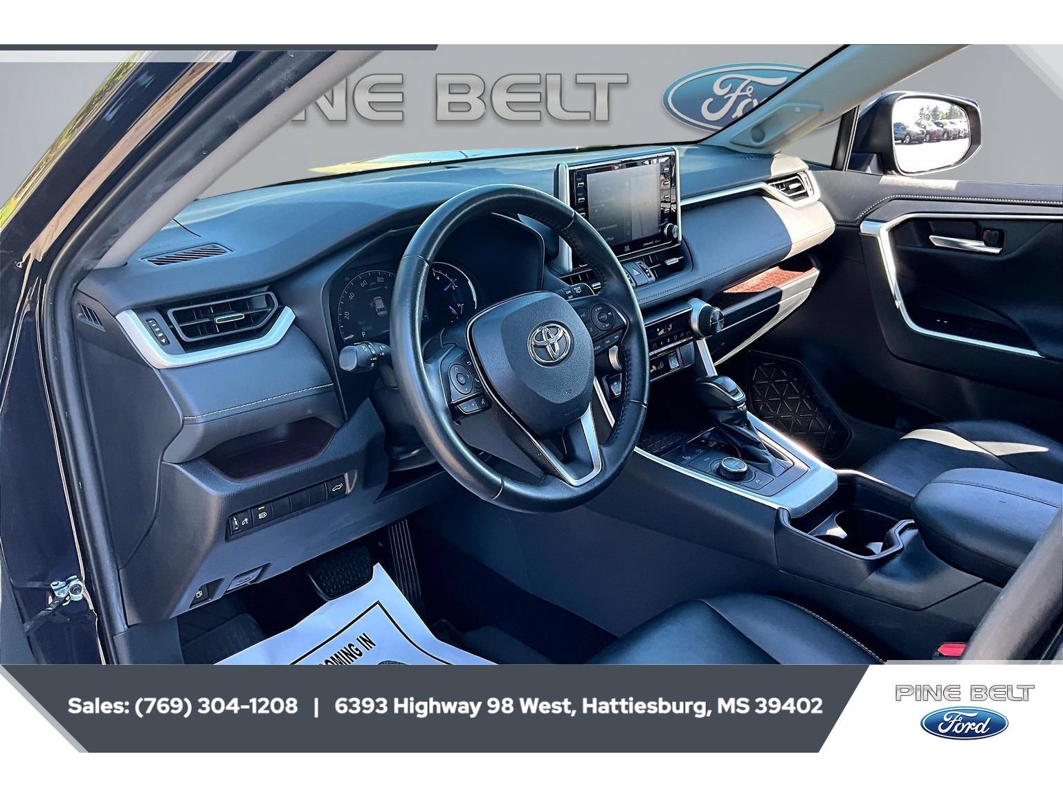 Used 2020 Toyota RAV4 Limited AWD/4WD image 12