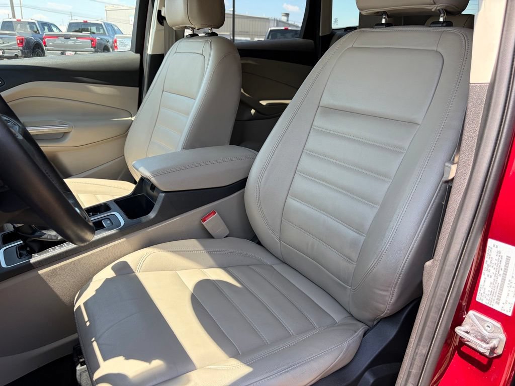 Certified 2017 Ford Escape Titanium AWD/4WD image 45