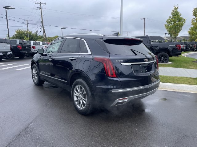 Used 2021 Cadillac XT5 Premium Luxury w/ LPO, Floor Liner Package FWD image 3