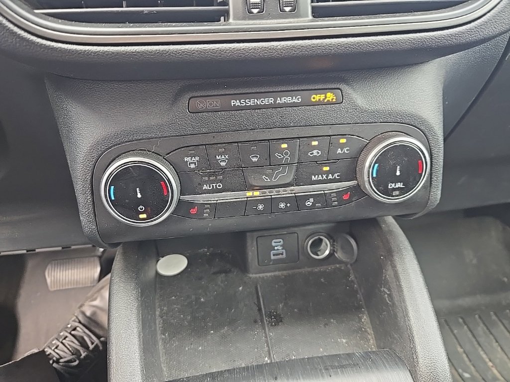 Certified 2023 Ford Escape Active AWD/4WD image 9