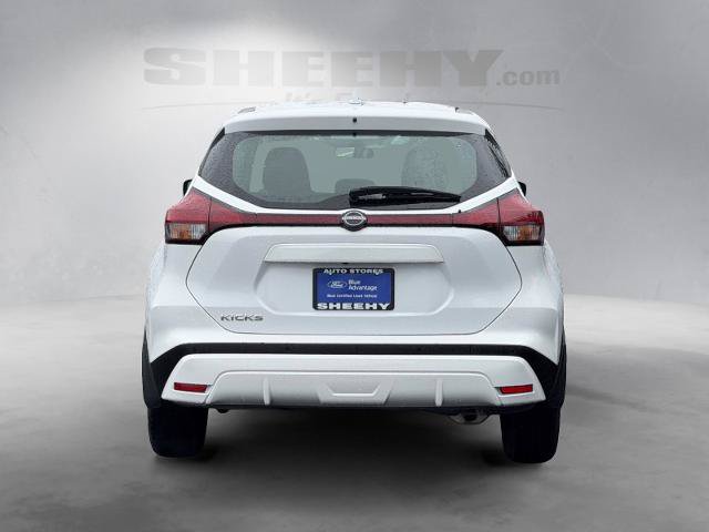 Used 2024 Nissan Kicks S FWD image 13